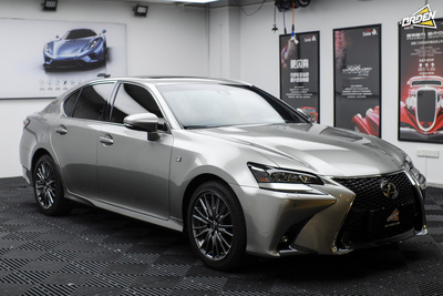 重慶雷克薩斯GS300貼膜選擇 奧登20000透明保護(hù)膜的優(yōu)勢(shì)與新能源汽車貼膜新趨勢(shì)